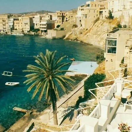 Sea Colours & Πανσιόν 2*