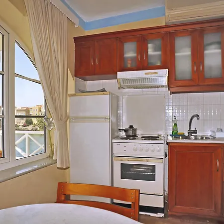 Guest house Sea Colours & 2*