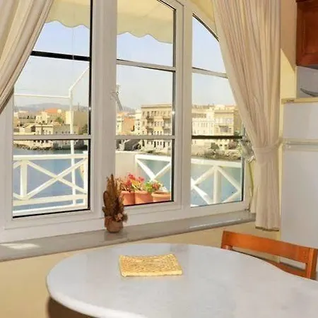 Sea Colours & Guest house 2*